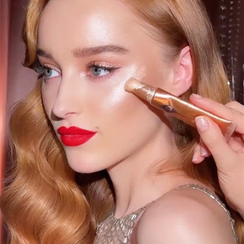CHARLOTTE TILBURY - Hollywood Highlighter Light Wand