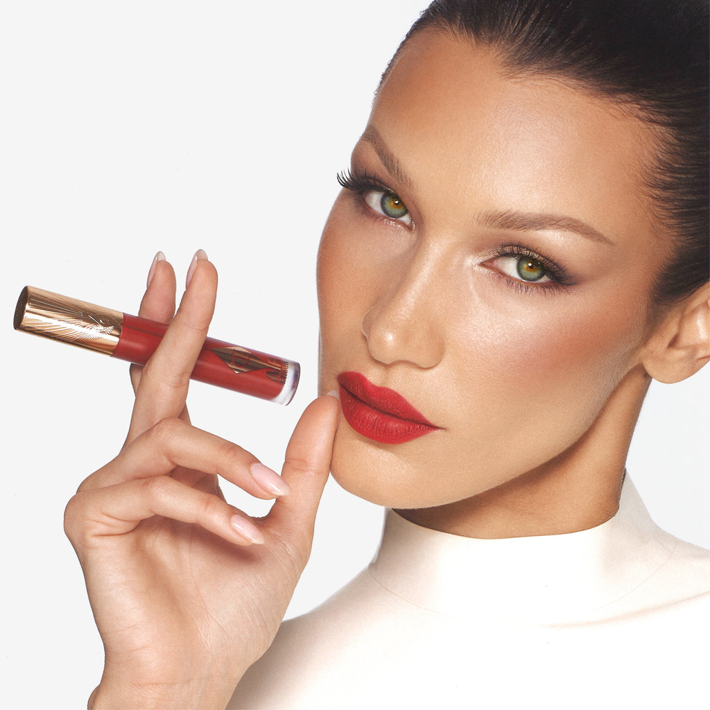 Charlotte Tilbury Airbrush Flawless Lip Blur