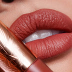 Charlotte Tilbury Airbrush Flawless Lip Blur