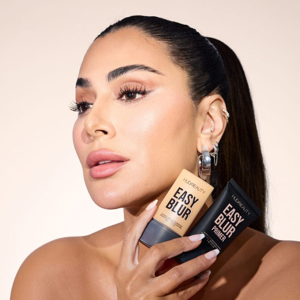 Huda beauty Easy Blur Natural Airbrush foundation with Niacinamide