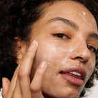 SKIN1004 – Madagascar Centella Gel mousse nettoyant éclaircissant