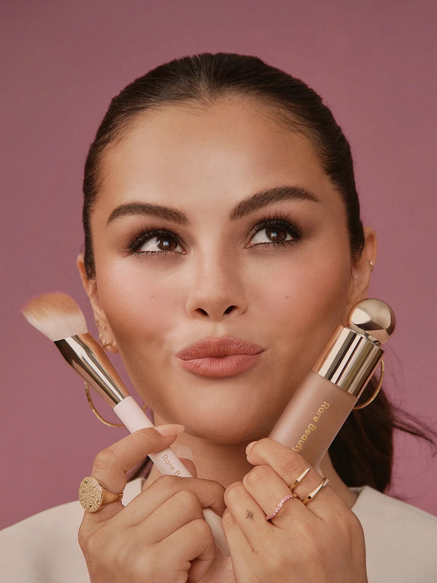 RARE BEAUTY – Contour Liquide Soft Pinch